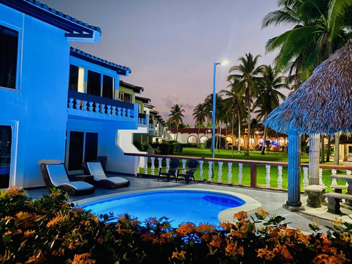 Hotel Tesoro Beach San Luis La Herradura Kültér fotó