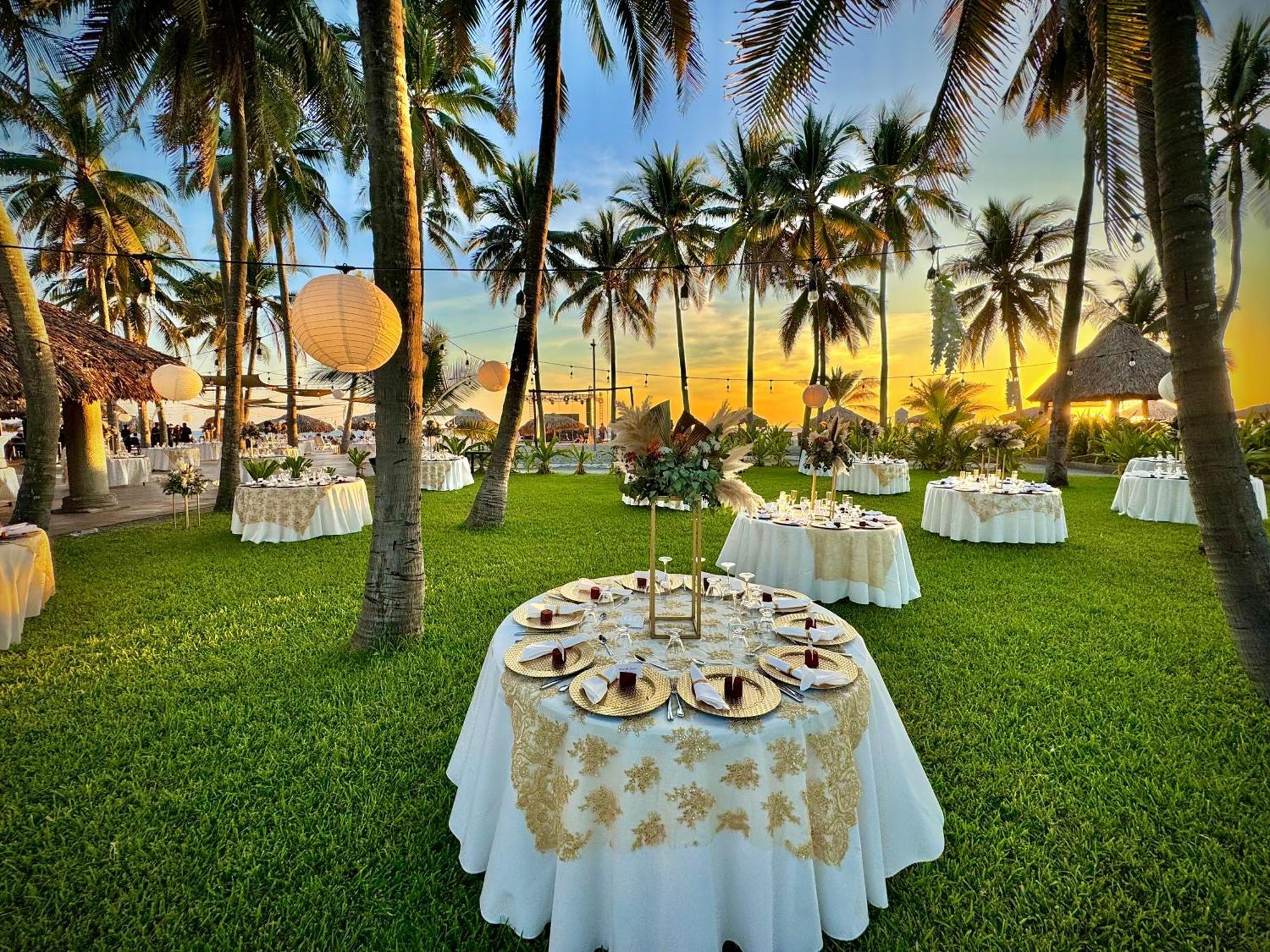 Hotel Tesoro Beach San Luis La Herradura Kültér fotó