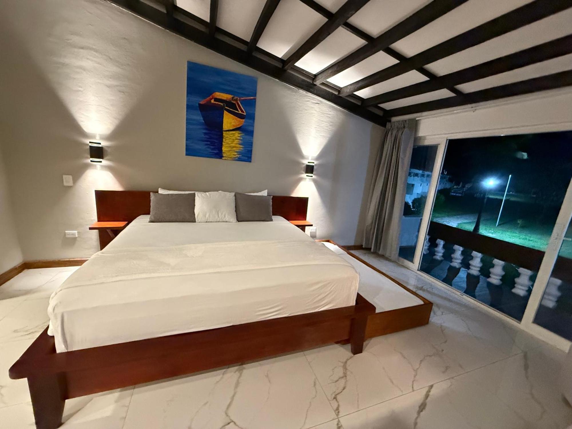 Hotel Tesoro Beach San Luis La Herradura Kültér fotó